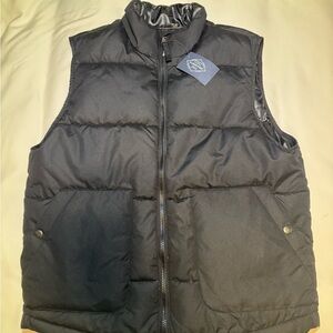 St. John's Bay Men's Black Puffer Vest